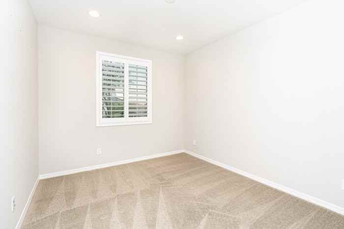 1809 W Fawn Way - Photo 5 of 28