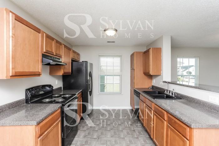 213 Rosebrook Dr - Photo 7 of 15