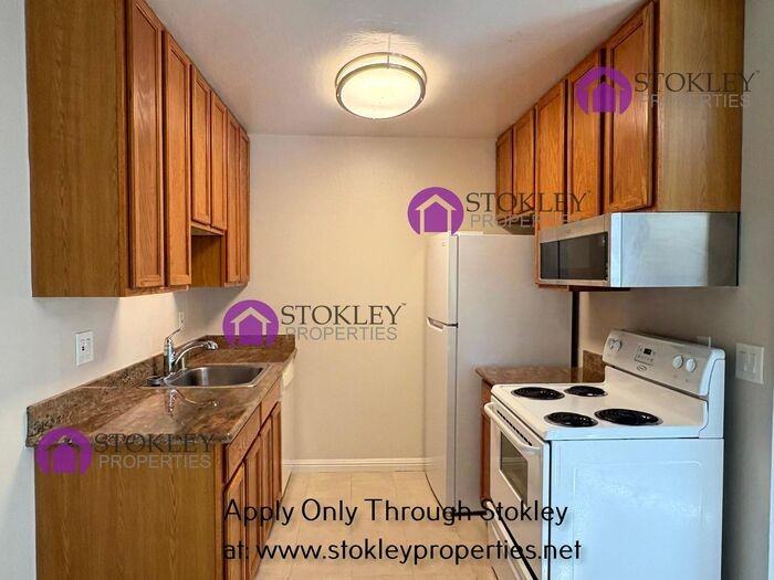 111 Virginia Hills Dr #3 - Photo 3 of 8