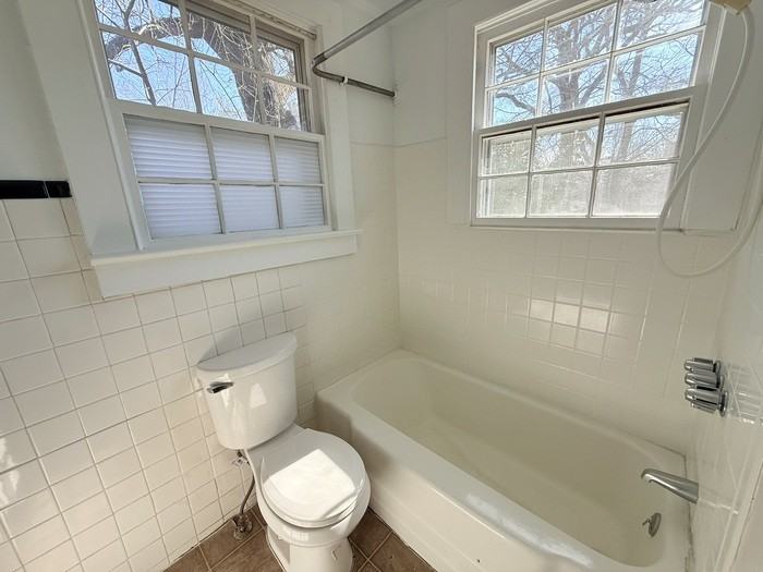 3805 Marcom St - Photo 3 of 8