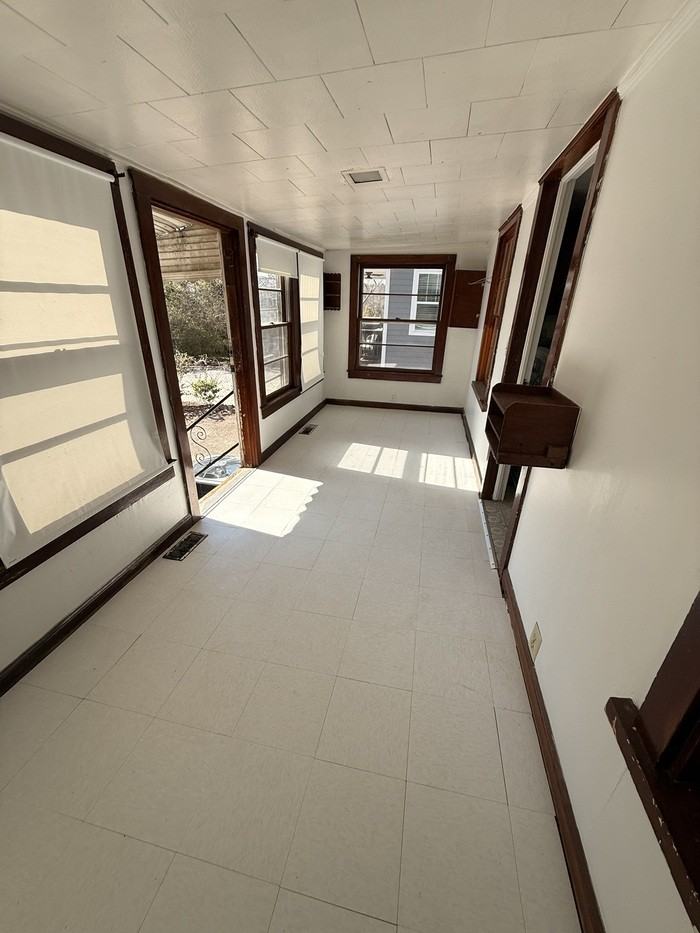 3805 Marcom St - Photo 6 of 8