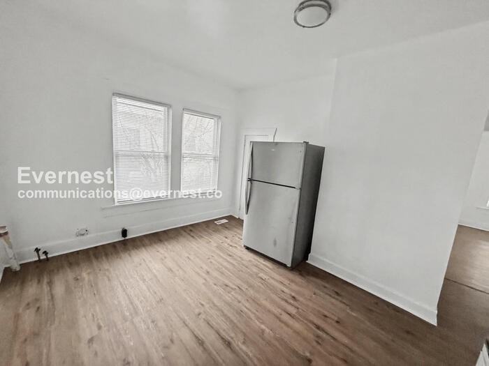 1515 36th Pl N - Photo 3 of 20