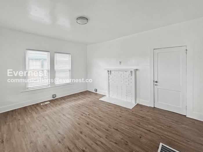 1515 36th Pl N - Photo 4 of 20