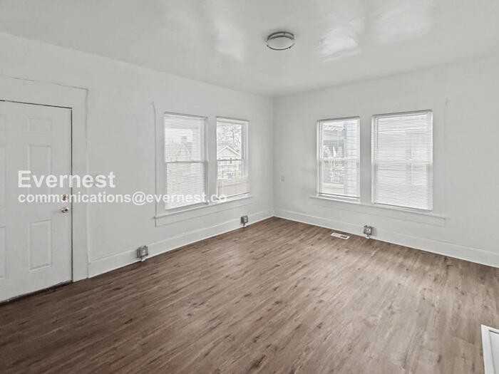 1515 36th Pl N - Photo 5 of 20