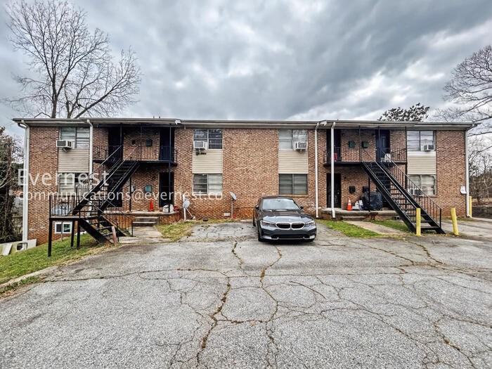 4527 Glade Rd #8 - Photo 2 of 22