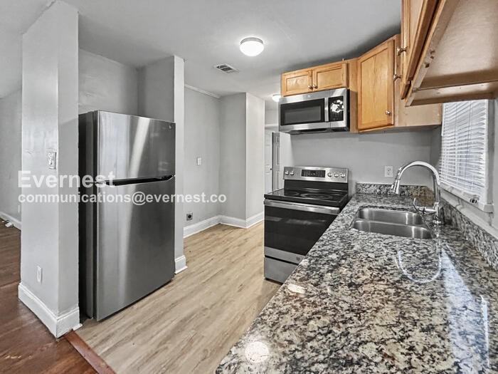 942 Fairburn Rd Nw - Photo 3 of 23