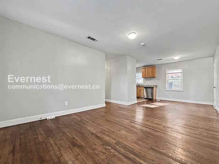 942 Fairburn Rd Nw - Photo 6 of 23