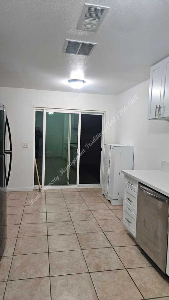 40712 179th St E - Photo 5 of 17