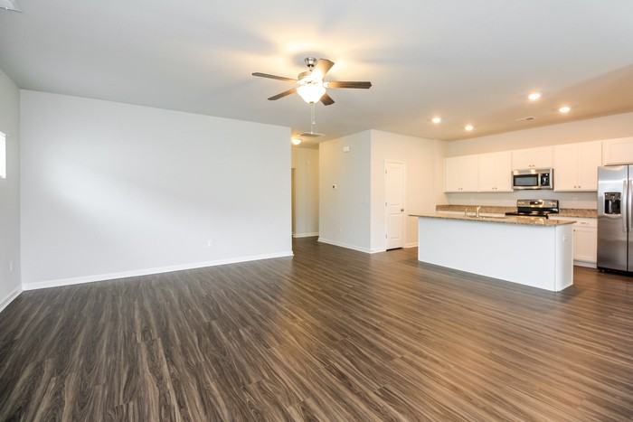 152 Dorian Loop - Photo 2 of 10