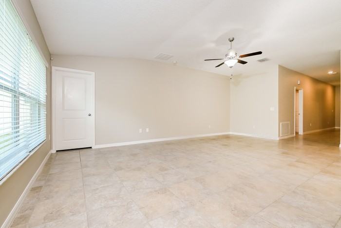 6719 Trent Creek Dr - Photo 3 of 20