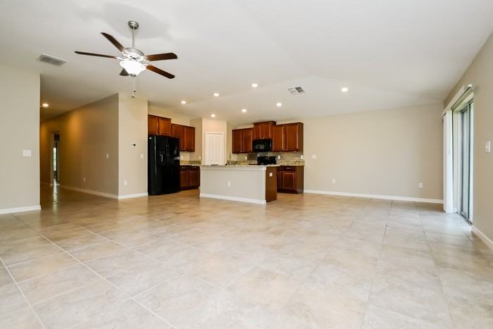 6719 Trent Creek Dr - Photo 4 of 20