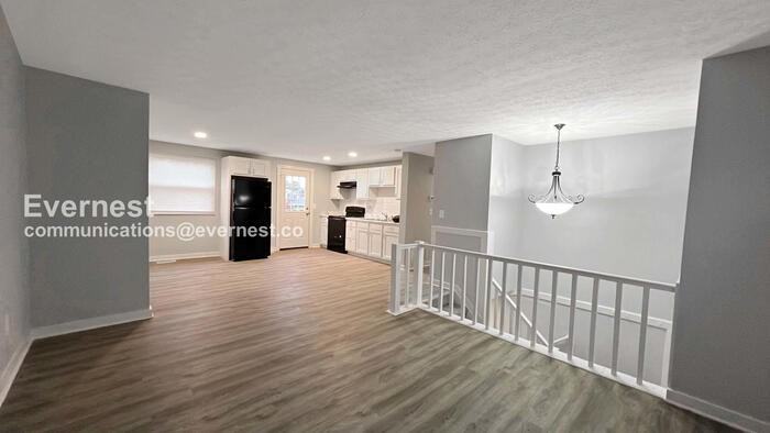 1269 Peppercorn Dr - Photo 4 of 17