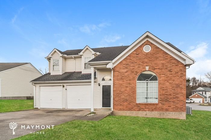 1913 Gulf Breeze Pl - Photo 2 of 3