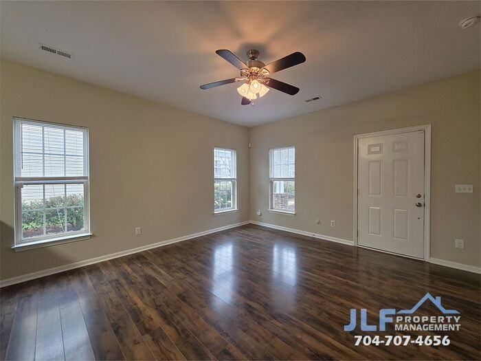 2023 Heywood Ave - Photo 2 of 19