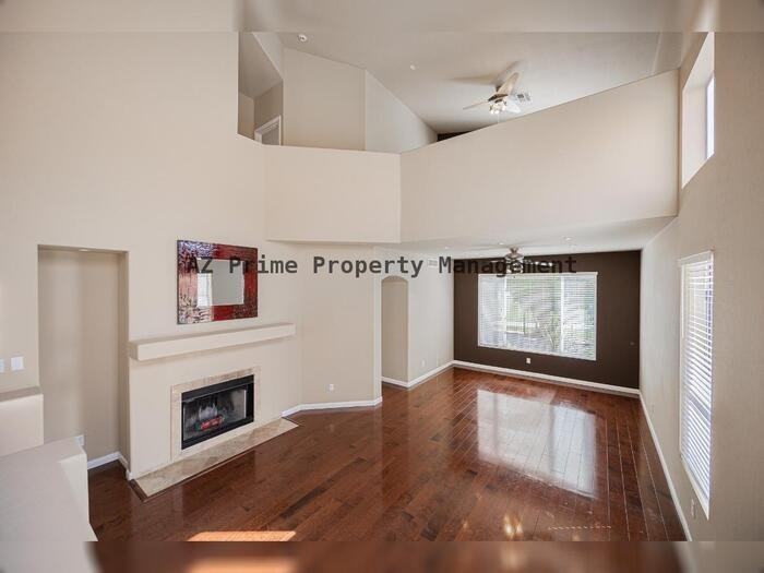 9603 S 51st St - Photo 5 of 34