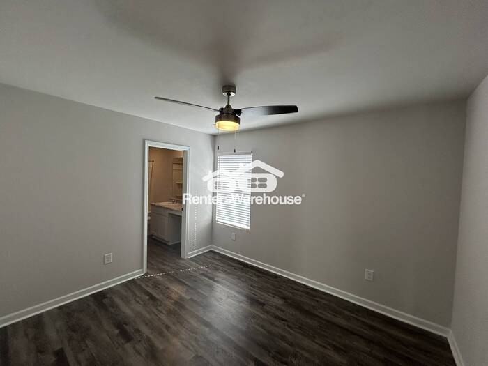 593 Savannah St - Photo 5 of 15