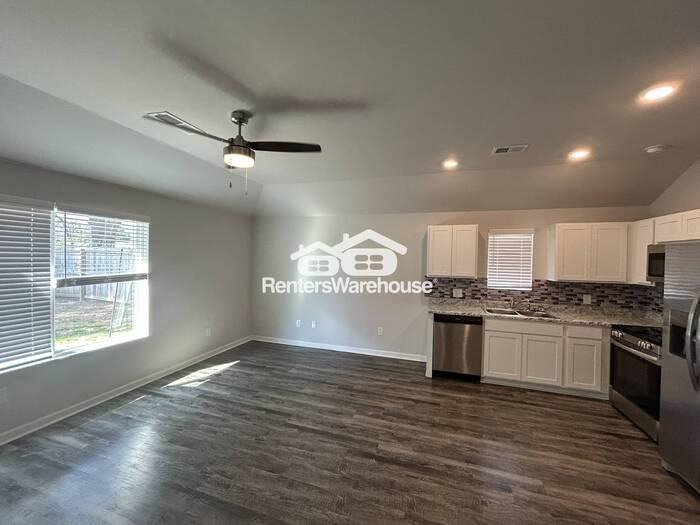 593 Savannah St - Photo 7 of 15