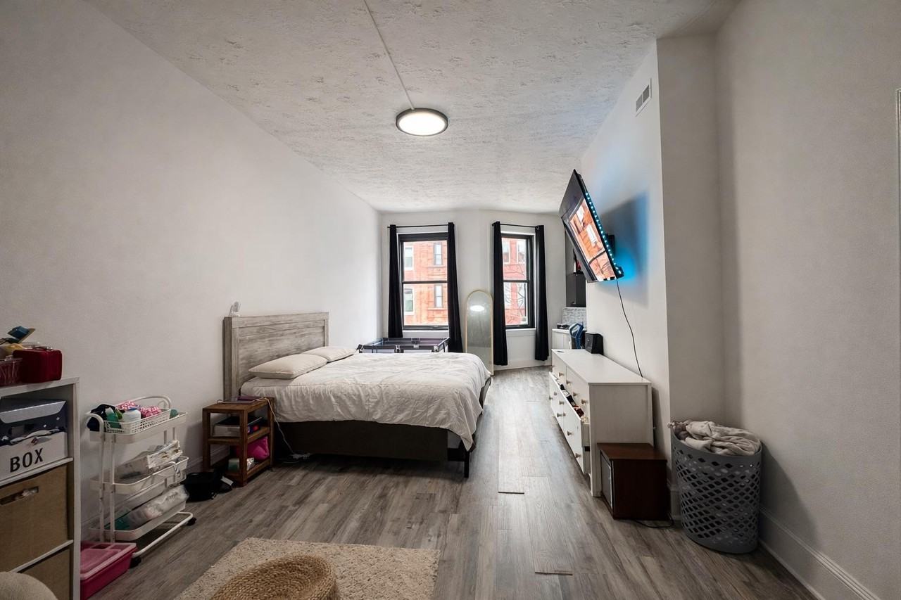 1825 Madison Ave - Photo 6 of 20