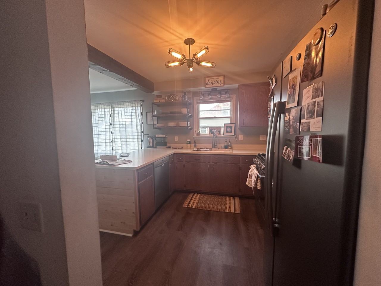 213 E Douglas St #NA - Photo 6 of 18