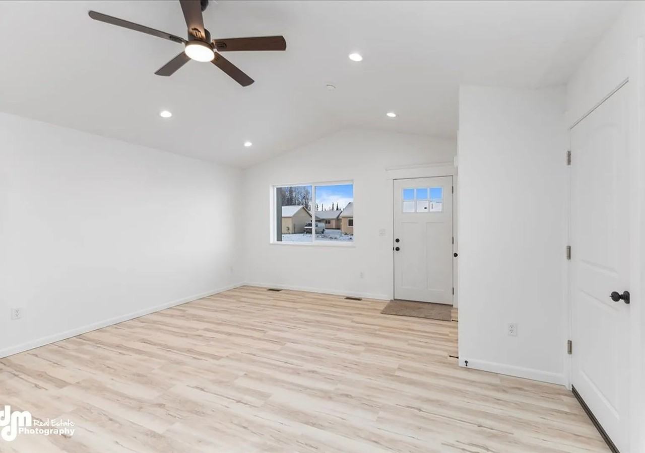 6760 West Queen Anne Avenue #1 #NA - Photo 7 of 34