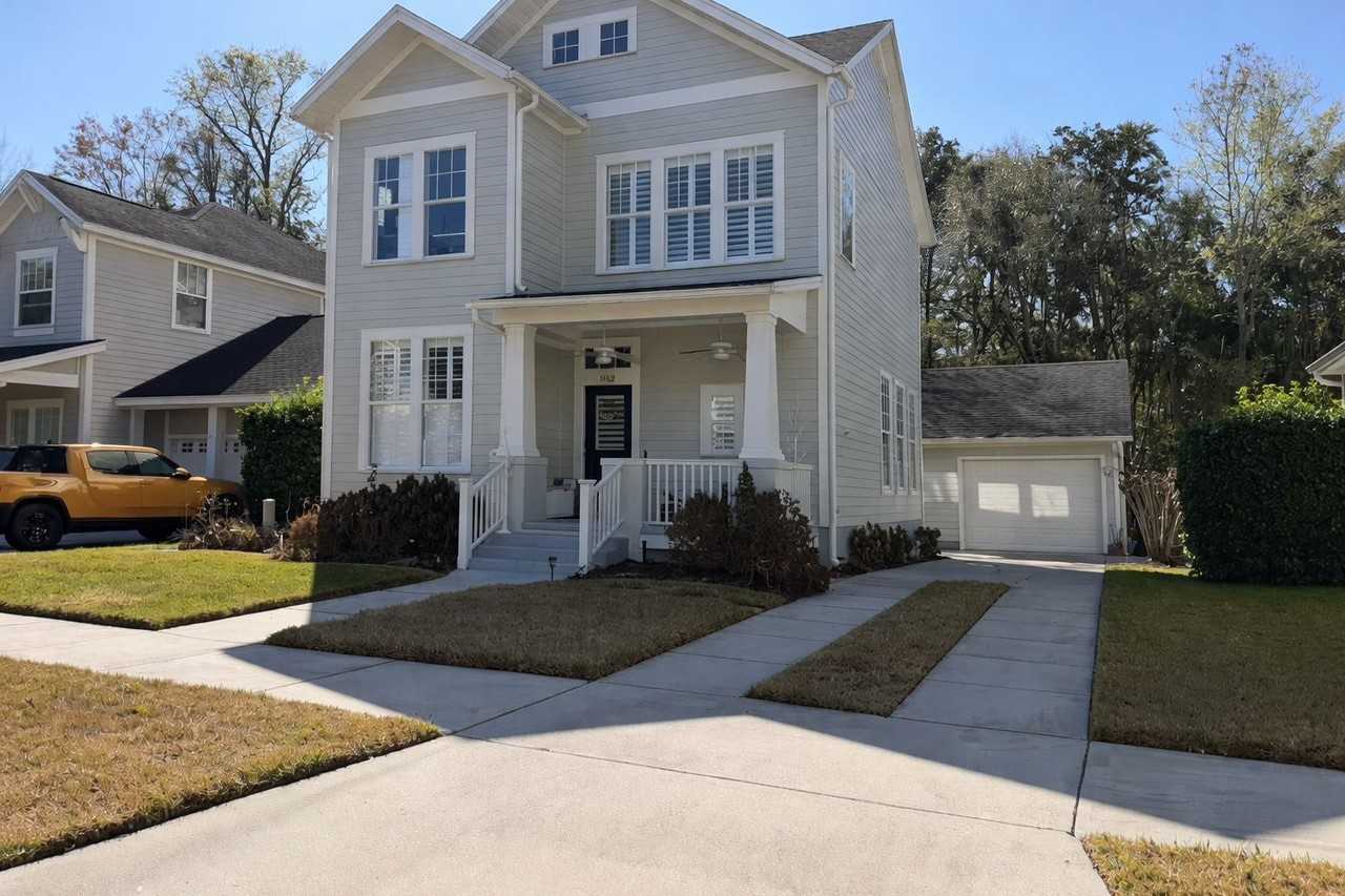 1102 Banks Rose Ct #NA - Photo 2 of 20