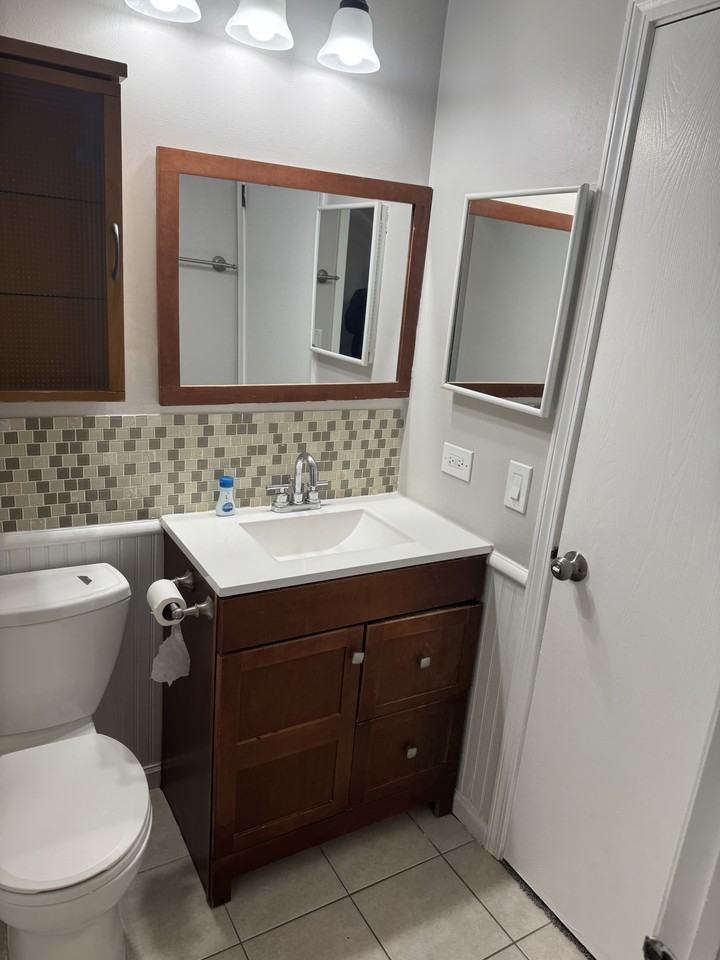 746 Candleridge Ct #B1 - Photo 6 of 17