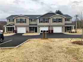 2229 N Greenwood Dr #5 - Photo 1 of 1