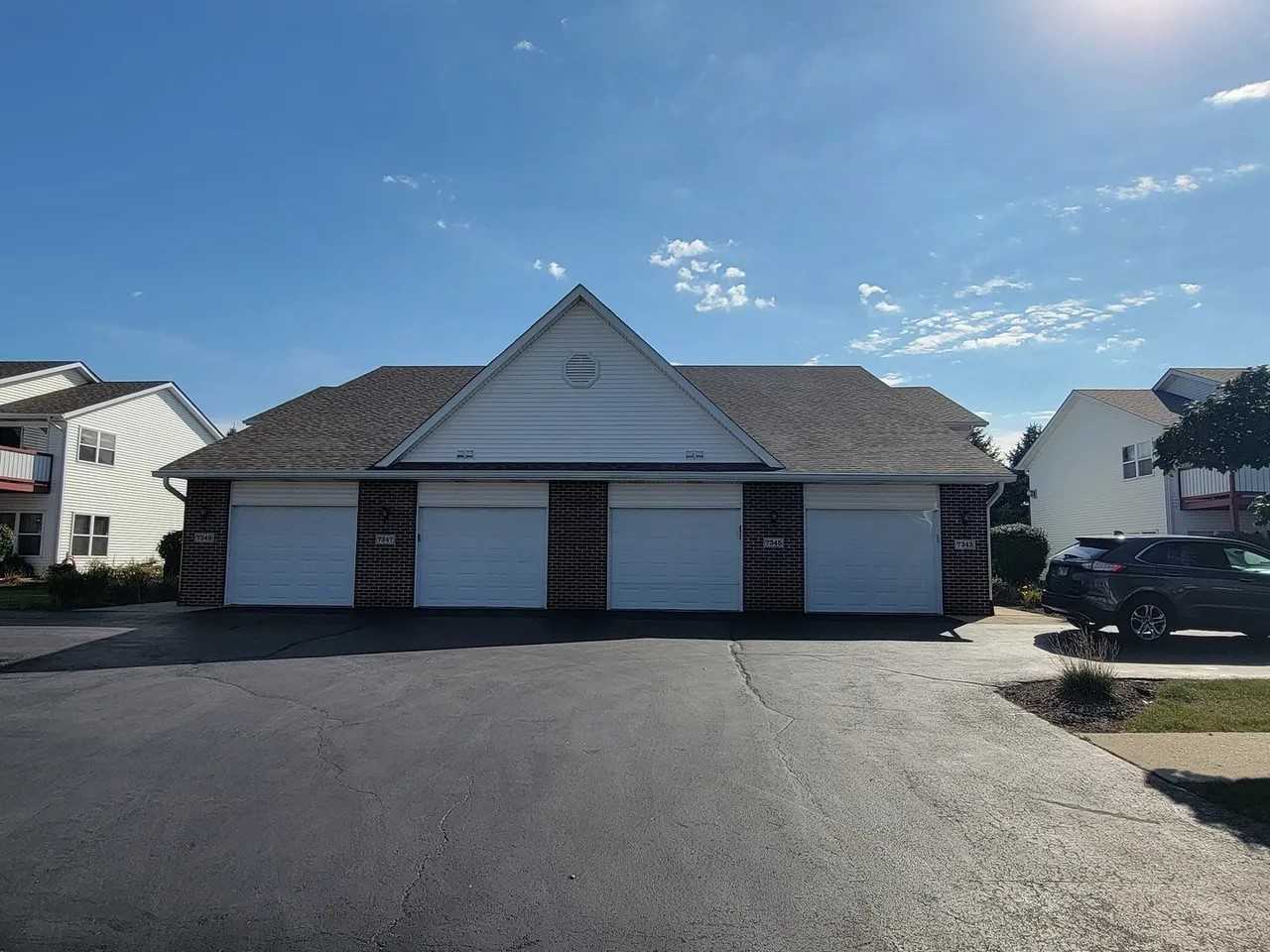 7345 Wallingford Way #38C - Photo 2 of 8