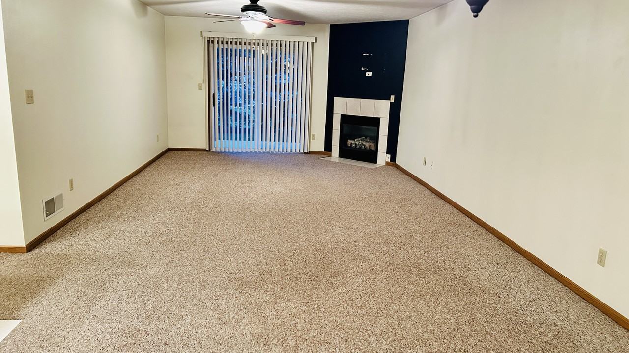 7345 Wallingford Way #38C - Photo 5 of 8