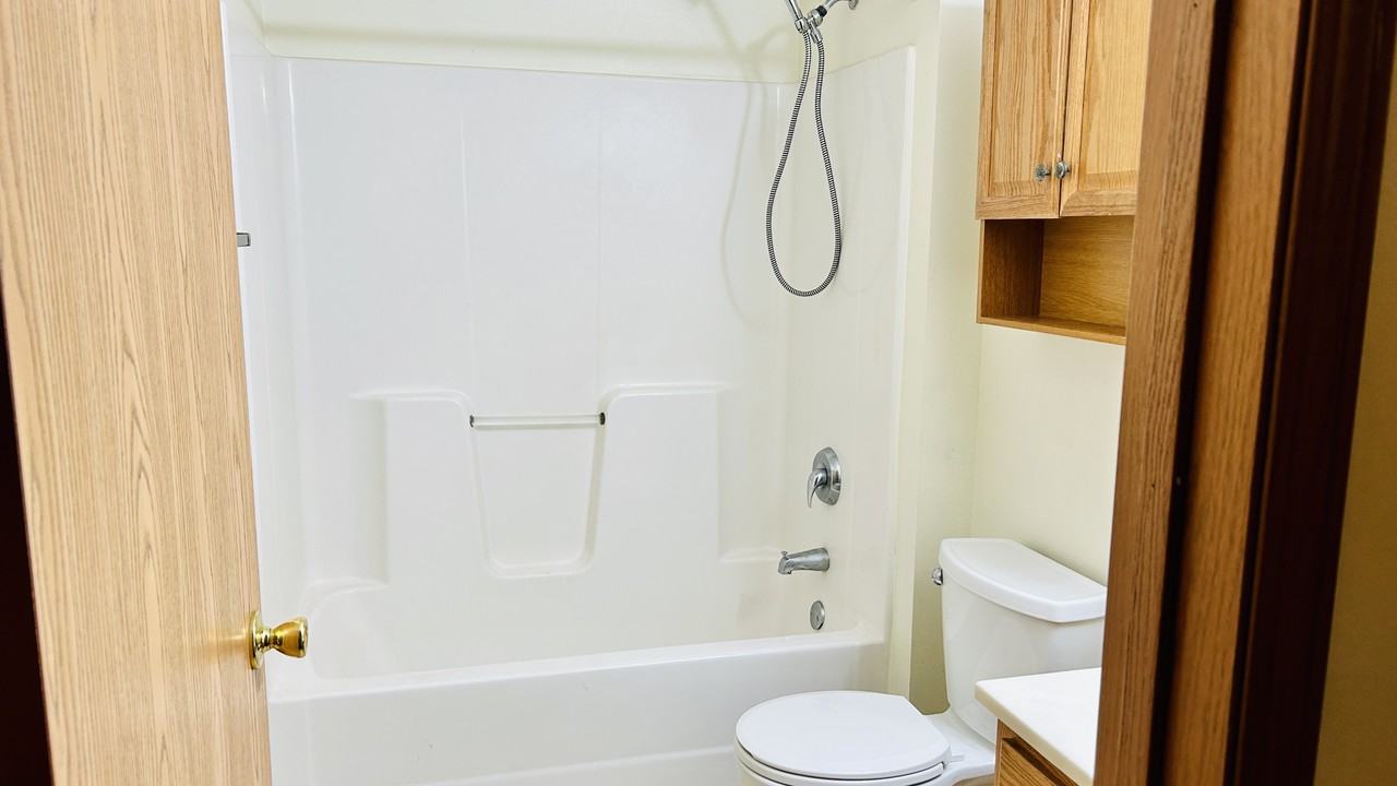 7345 Wallingford Way #38C - Photo 6 of 8