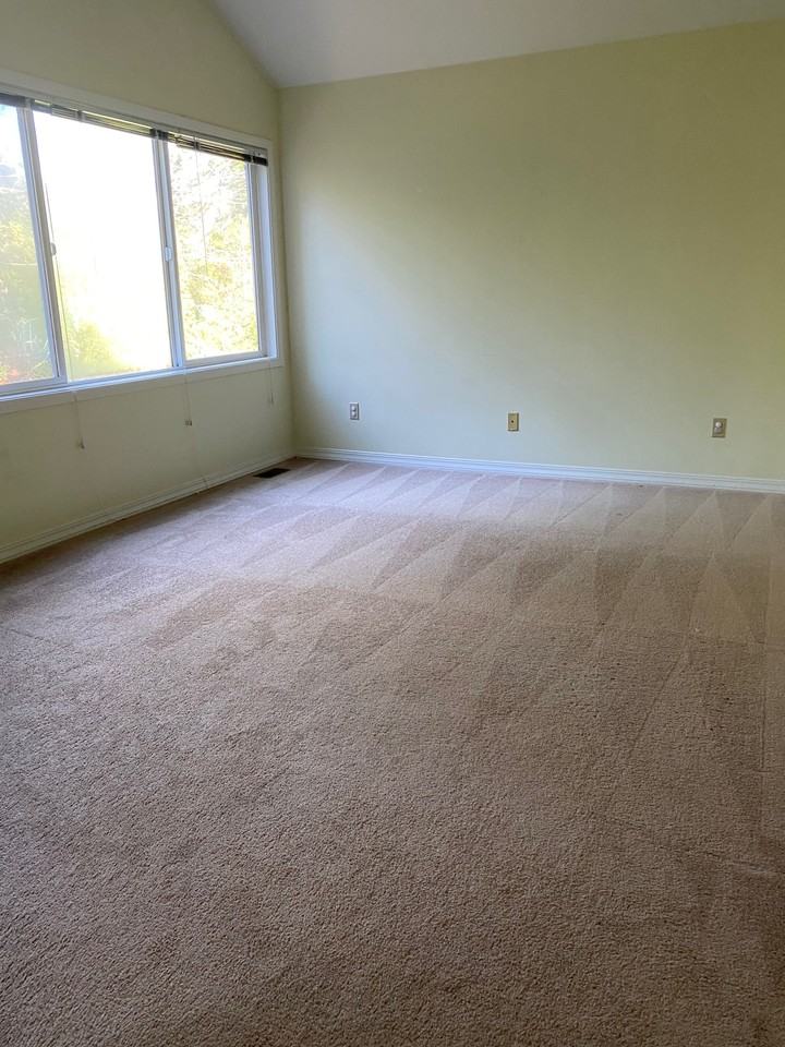 7323 Old Redmond Rd #D8 - Photo 2 of 29