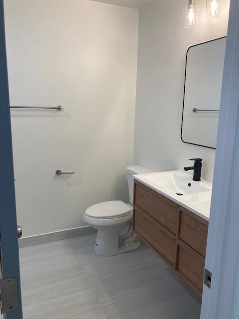 671 Archdale Dr #NA - Photo 2 of 9