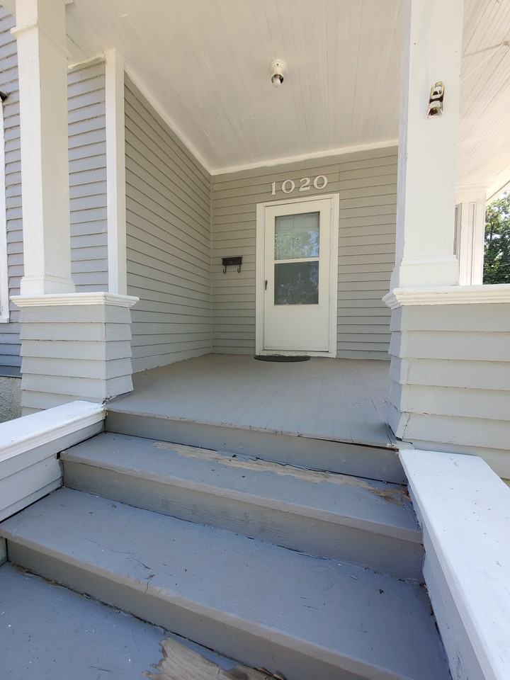 1020 N Iowa Ave #NA - Photo 2 of 18