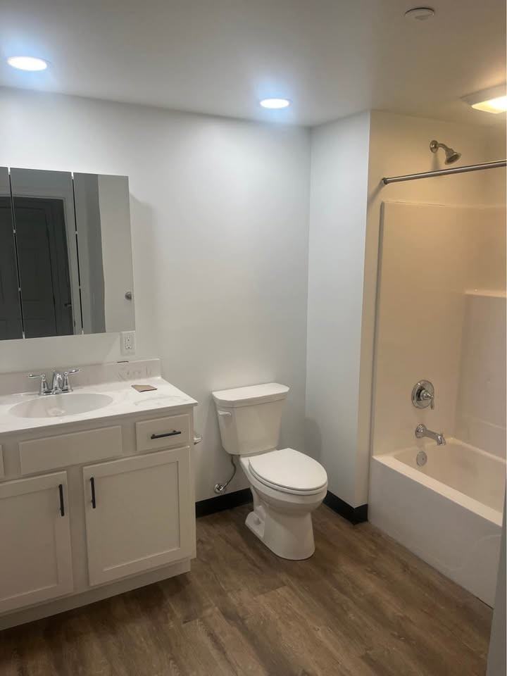 515 Penn St #E - Photo 5 of 9