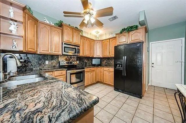 2218 Portofino Pl #247 - Photo 6 of 11