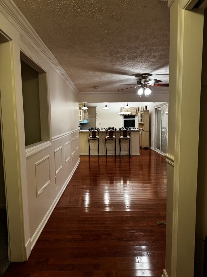 1541 Lucille Dr #NA - Photo 2 of 19