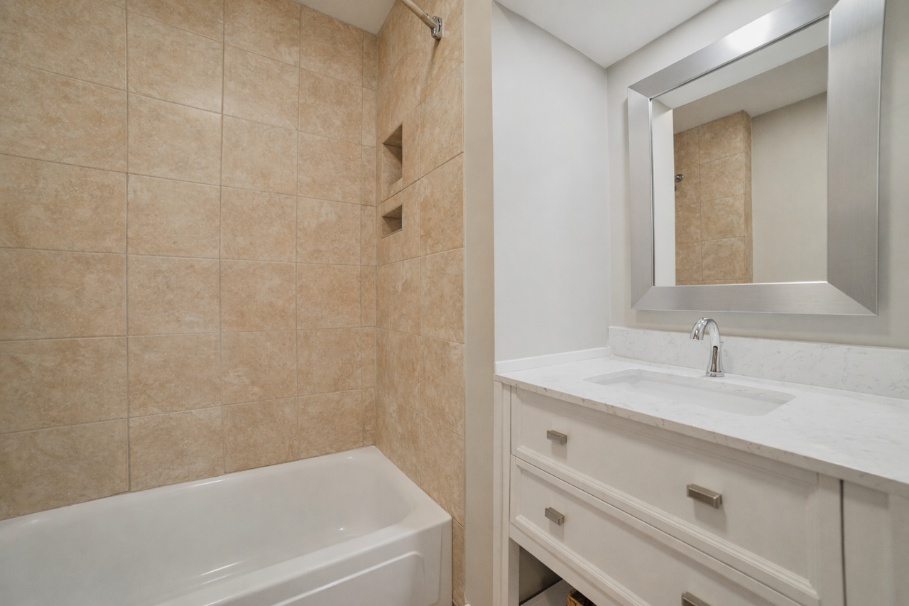 235 S Spanish St - Photo 7 of 16