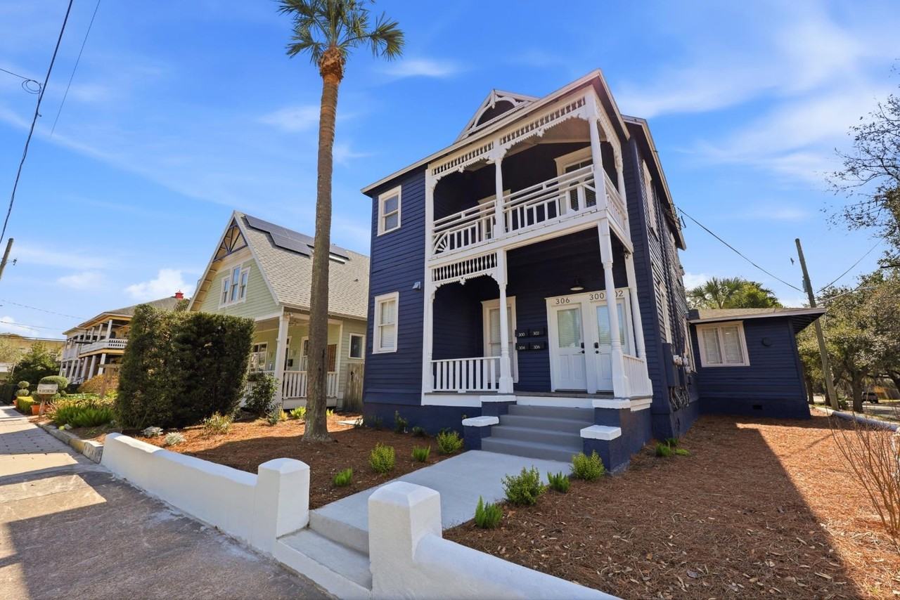 300 E. 3rd St. - Photo 3 of 7