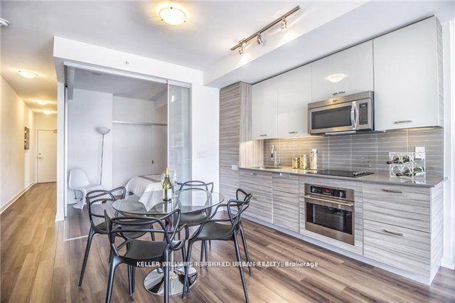 210 Simcoe Street #804 - Photo 2 of 14
