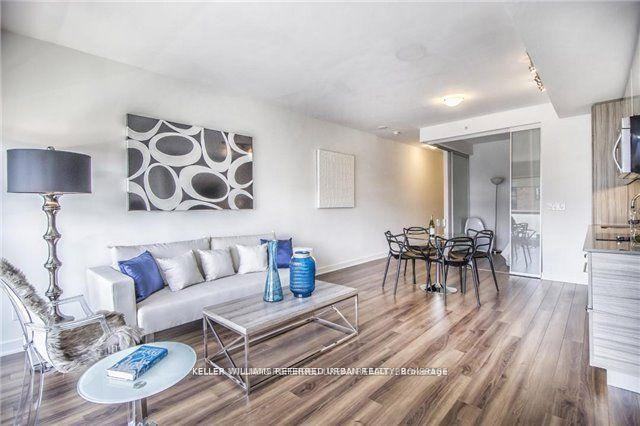 210 Simcoe Street #804 - Photo 6 of 14