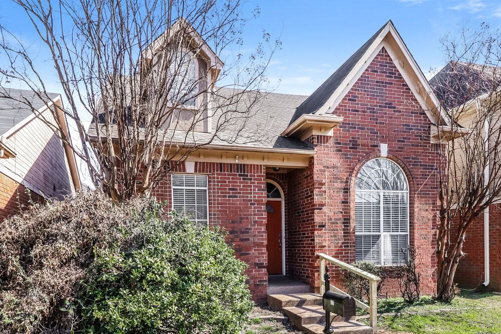 622 Ashley Glen Cir W - Photo 3 of 16