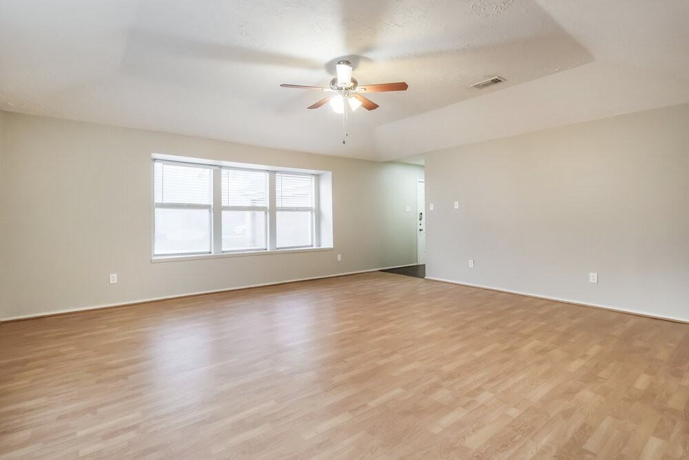 4306 Owens Creek Ln - Photo 5 of 16