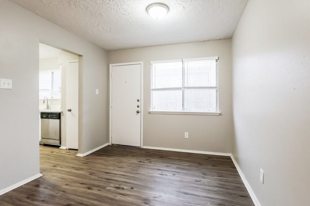 4306 Owens Creek Ln - Photo 6 of 16