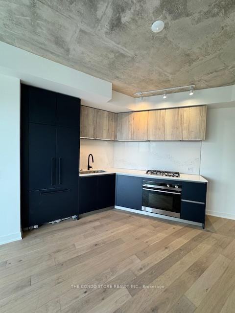 2625 Dundas Street West #604 - Photo 3 of 21