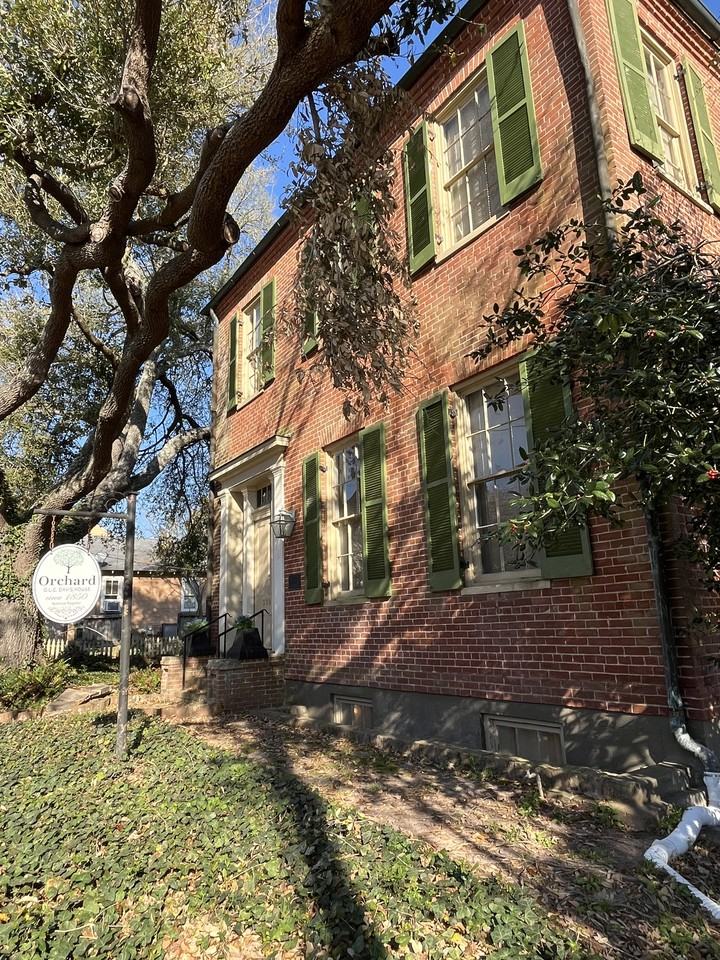 305 N Rankin St #A - Photo 2 of 18