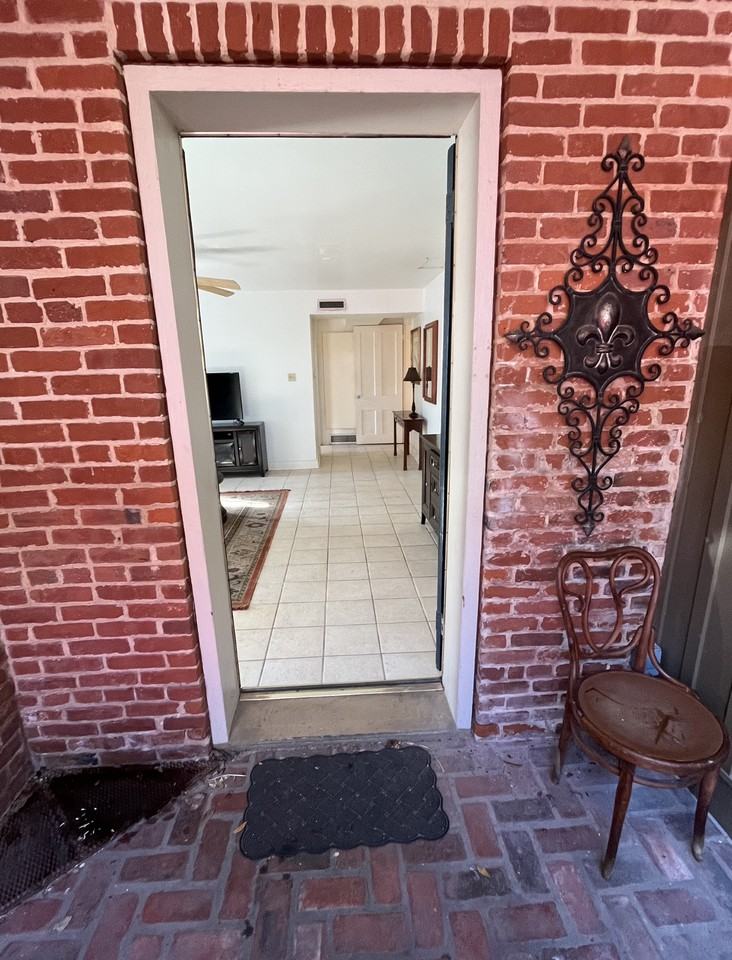 305 N Rankin St #A - Photo 4 of 18