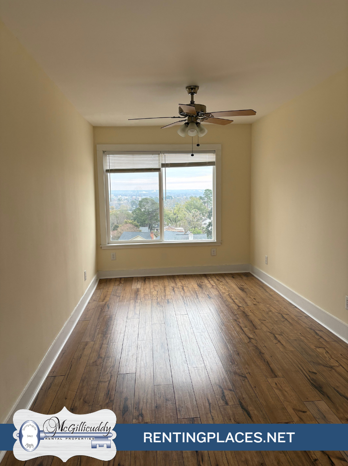 936 Hickman Rd #10 - Photo 2 of 18