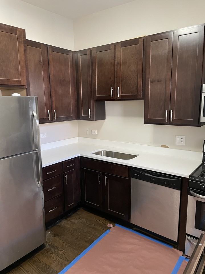 1756 1756 58 W. Montrose Ave. #1758-1 - Photo 6 of 19