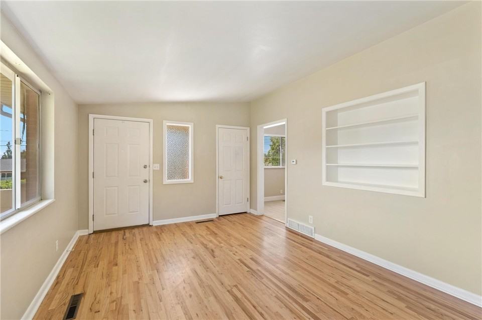 4243 S Lynne Ln - Photo 5 of 17