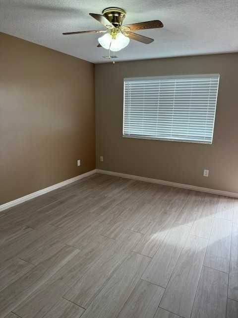 424 En #5A - Photo 2 of 32